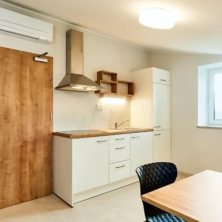 Posestvo Rouna - Winery And Apartment Vipava