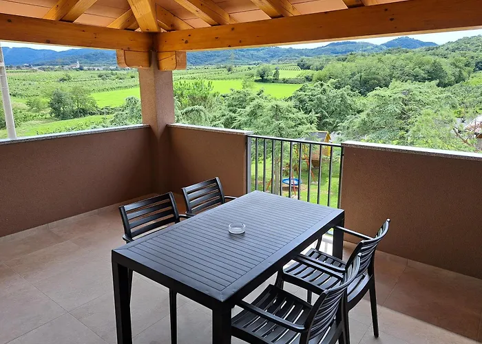 Posestvo Rouna - Winery And 아파트